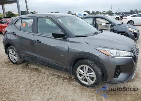 2021 Nissan Kicks S z USA, uszkodzony, nr VIN 3N1CP5BV3ML514595